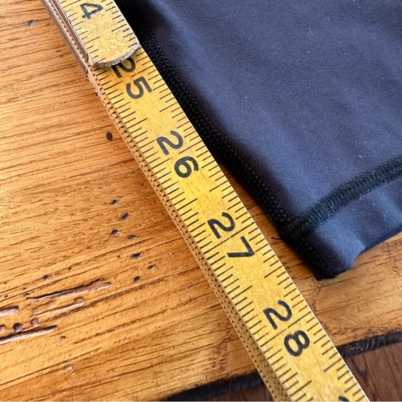 ZYIA active joker light and tight plum purple black leggings size 8 - 10 - Picture 4 of 9